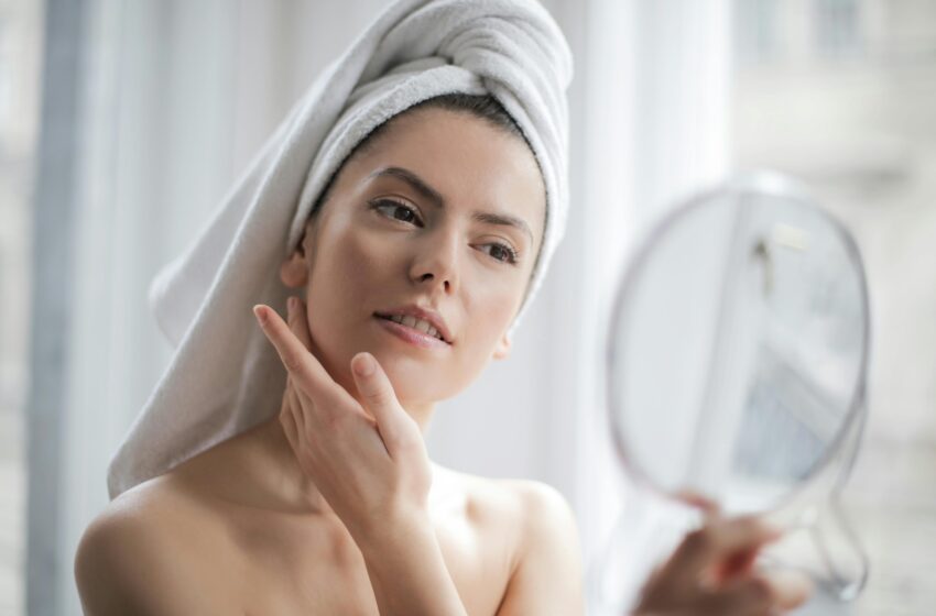  Busting Acne Myths: Separating Fact from Fiction